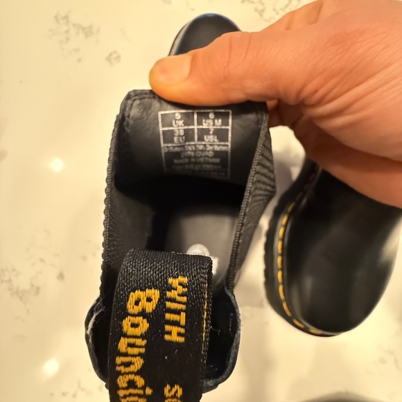 Dr. Martens Black Chelsea Boots NWOT - Picture 4 of 10